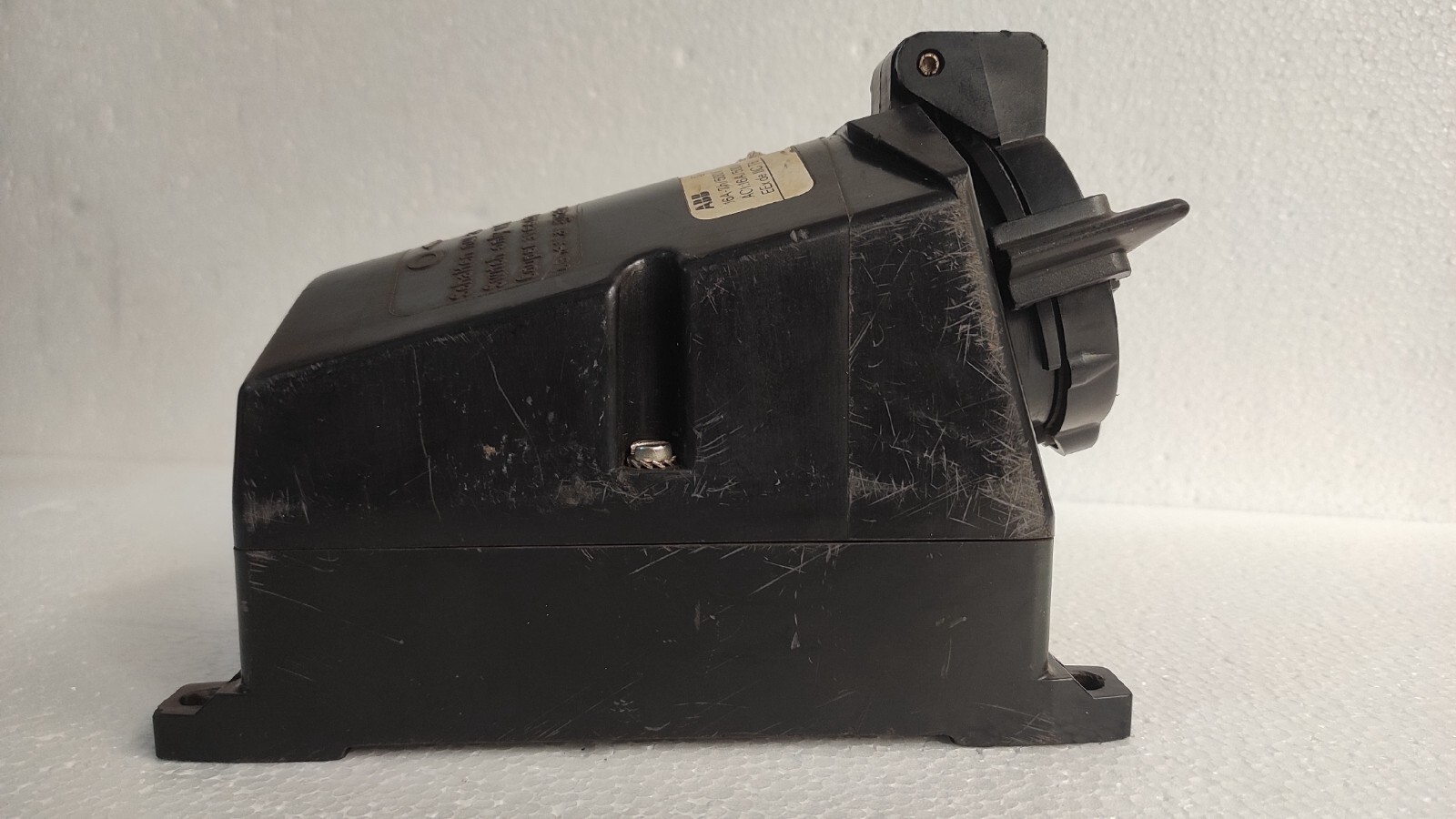 admin/uploads/uploads/ABB ghg 531 4407 - GHG 531 4407 Explosion Proof External Socket_7.webp